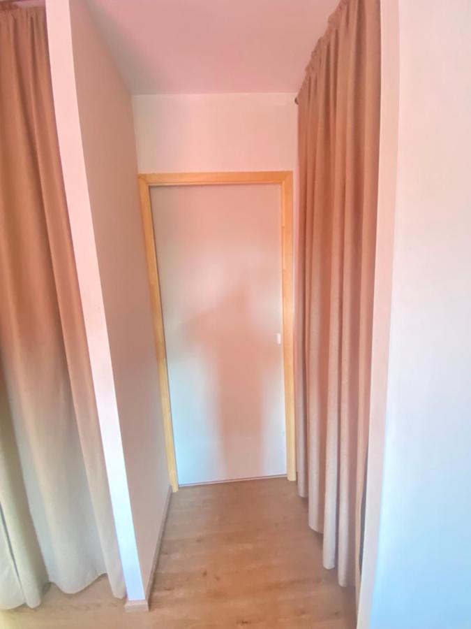 Chambre Douillette, Calme, Lit Queen Size Wifi Avrillé Eksteriør bilde