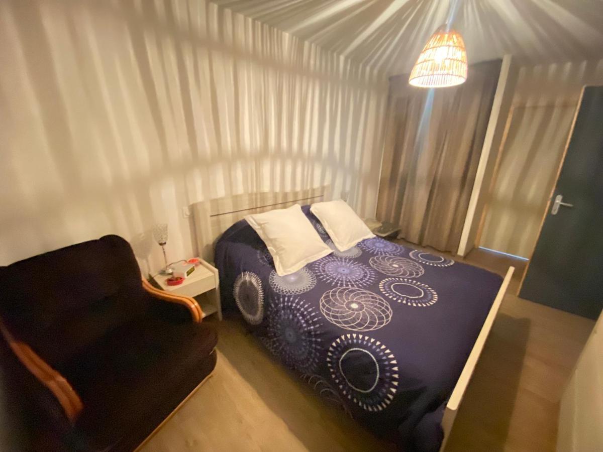 Chambre Douillette, Calme, Lit Queen Size Wifi Avrillé Eksteriør bilde